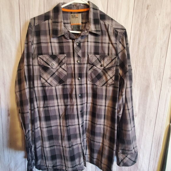 5.11 Tactical Charcoal Plaid Shirt. Sz LARGE. LONG SLEEVE. BUTTON. - Picture 1 of 5